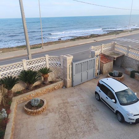 California Villa Bari Luaran gambar